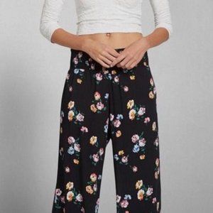 Abercrombie & Fitch Savannah Floral Palazzo Pants